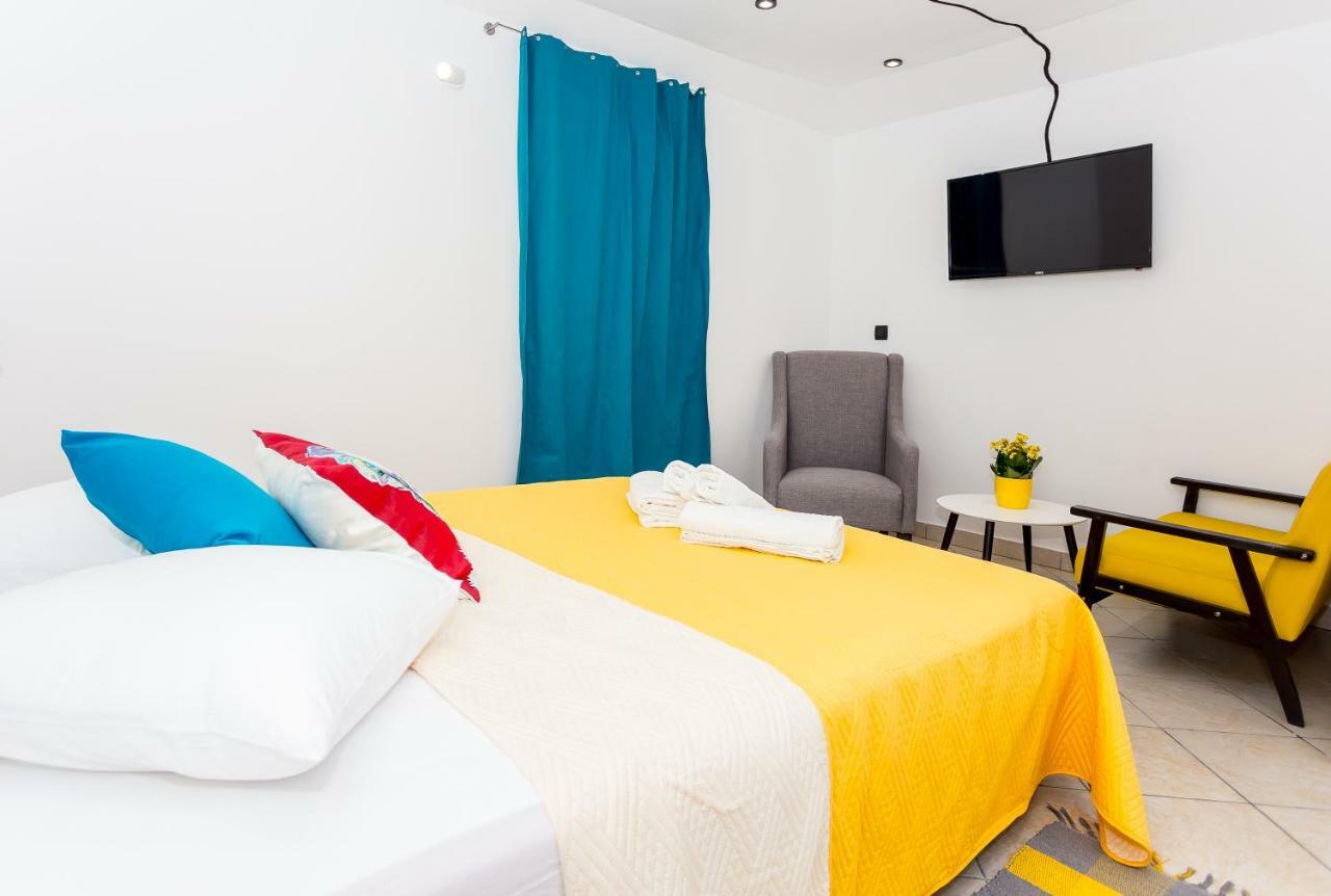 Mima'S Rooms Omiš Dış mekan fotoğraf